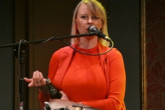 żeńskie trio folkowe SVAHY-010