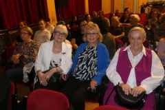 żeńskie trio folkowe SVAHY-004