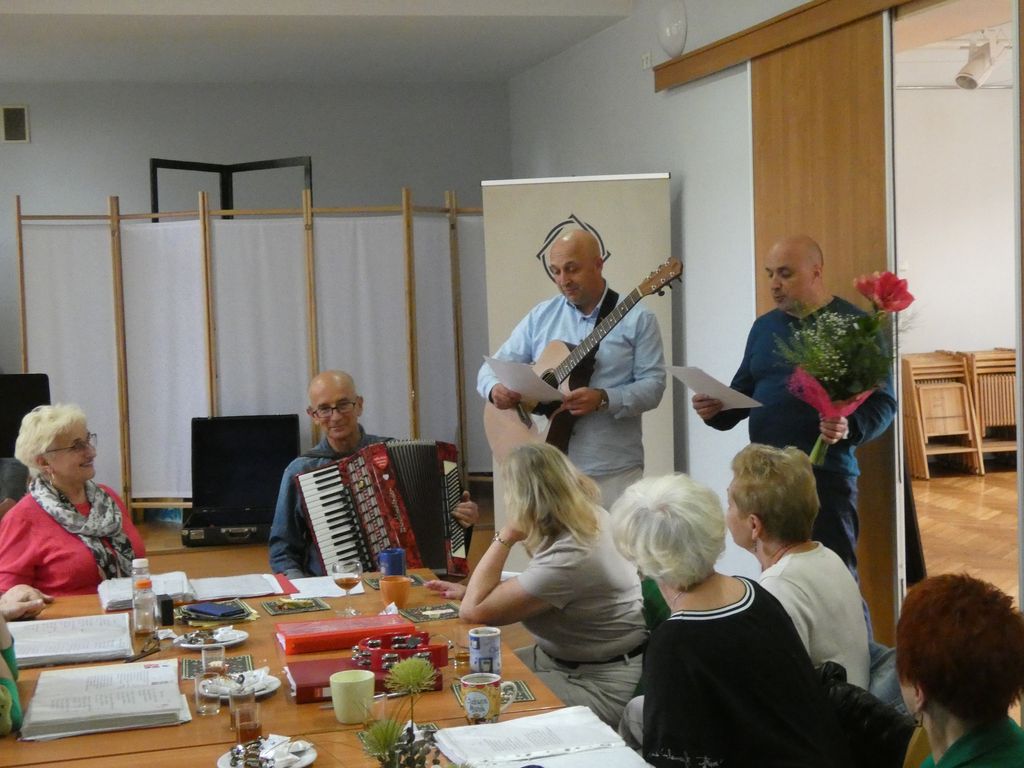 Obchody Dnia Matki w Klubie Seniora Podgórski Walczyk z Torunia-009