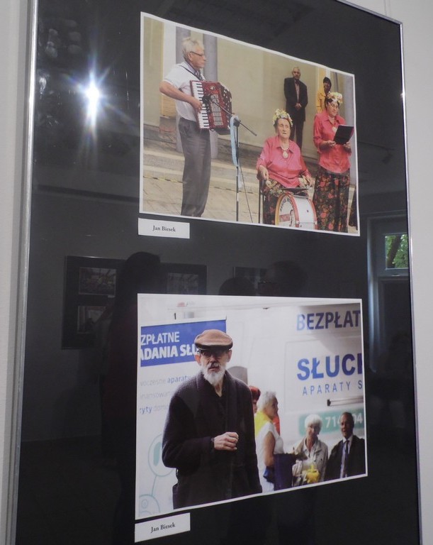 Wystawa-Fotograficzna-Seniorzy-Seniorom-009