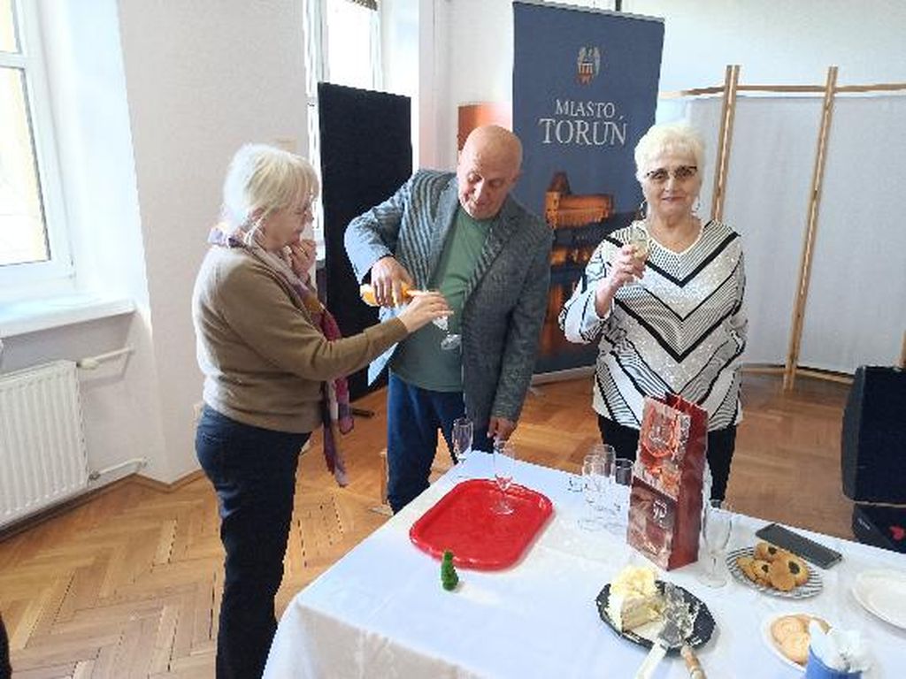 Uroczyste obchody 80-lecia urodzin Marka Matlakiewicza-008